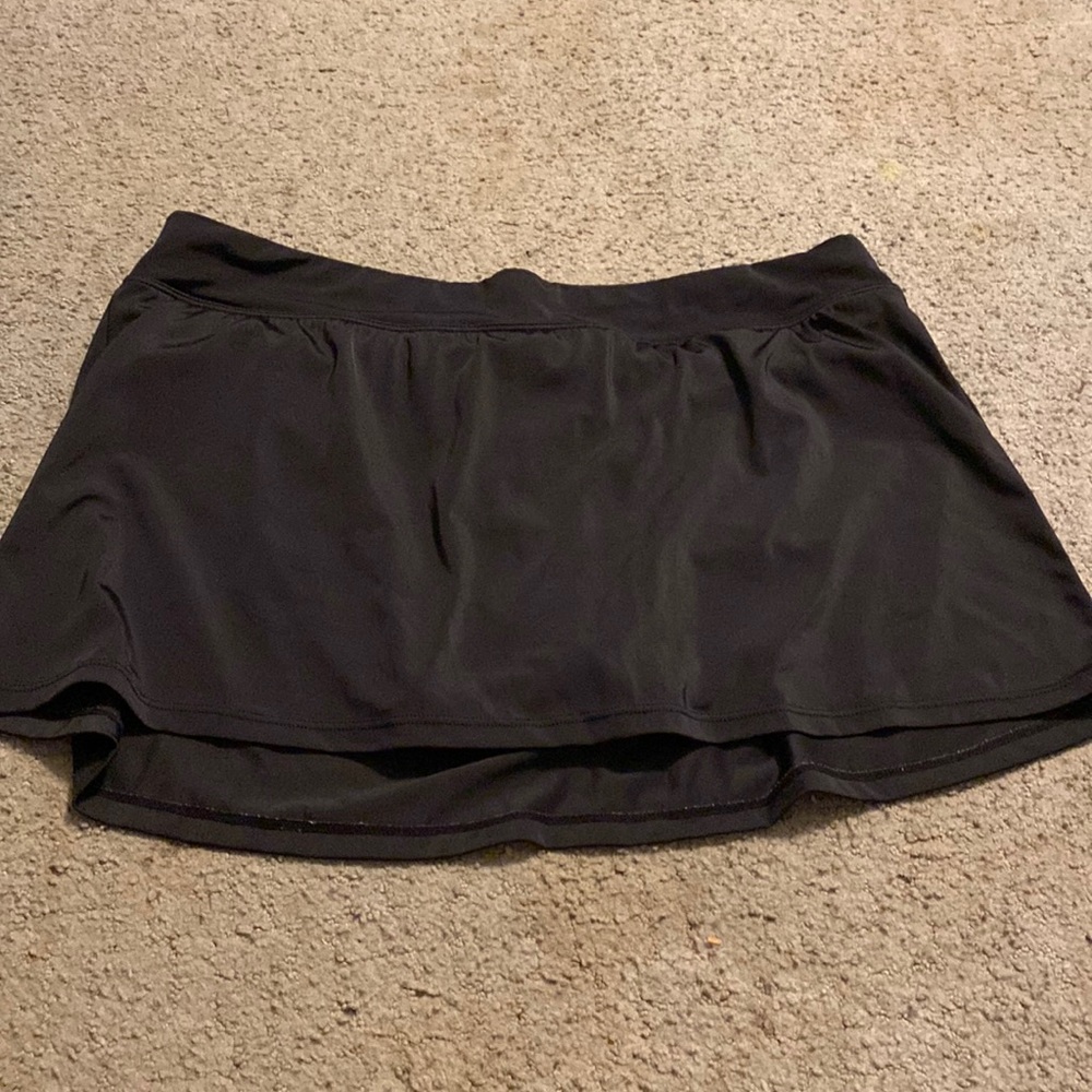 Avia black swim skirt bottoms